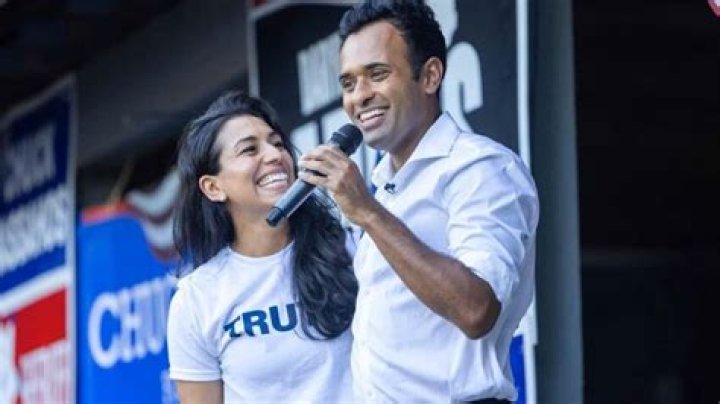Apoorva Tewari: The Rising Star in Indian Entertainment