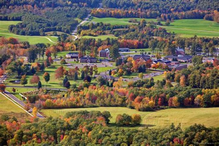 Pineland Farms: A Comprehensive Guide to Maine's Premier Agri-Tourism Destination